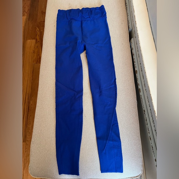 Fabletics size small compression workout legging - Picture 2 of 3